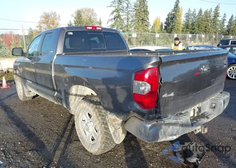 2014 Toyota Tundra Sr5 4.6L V8 z USA, uszkodzony, nr VIN 5TFUM5F12EX059004